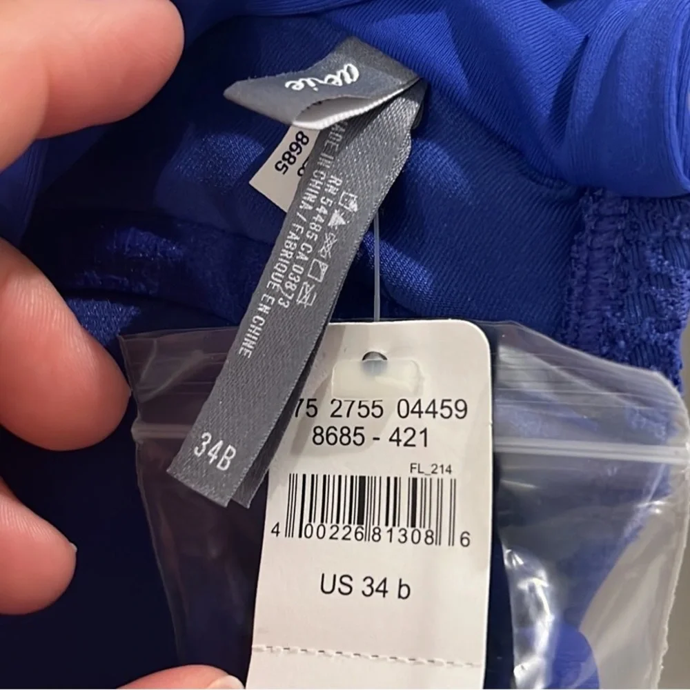 NWTG Aerie swim top - Picture 3 of 3